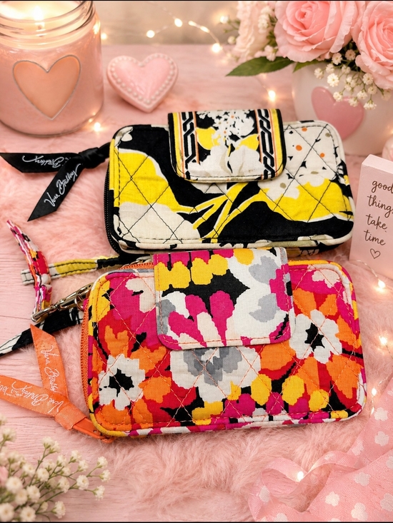 Accessories - Floral Quilted Phone Wristlet Wallet - Bright Multi Vera Bradley